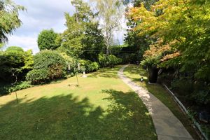 Photo 16- click for photo gallery